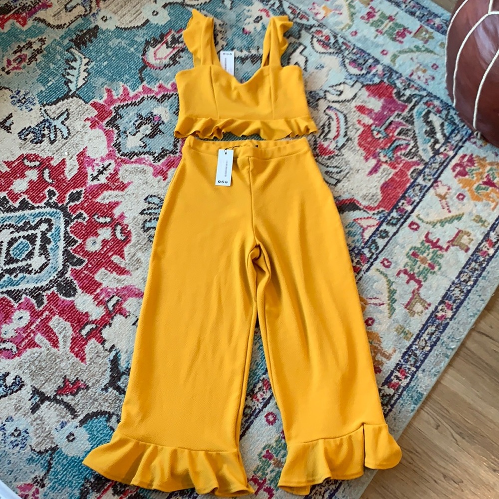 Ruffle Matching Set